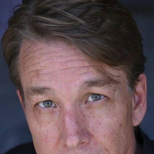 Grant Davis: Actor and attorney (non-entertain… - Stage 32