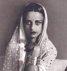 AMRITA: PORTRAIT OF AN ARTIST AS A YOUNG WOMAN