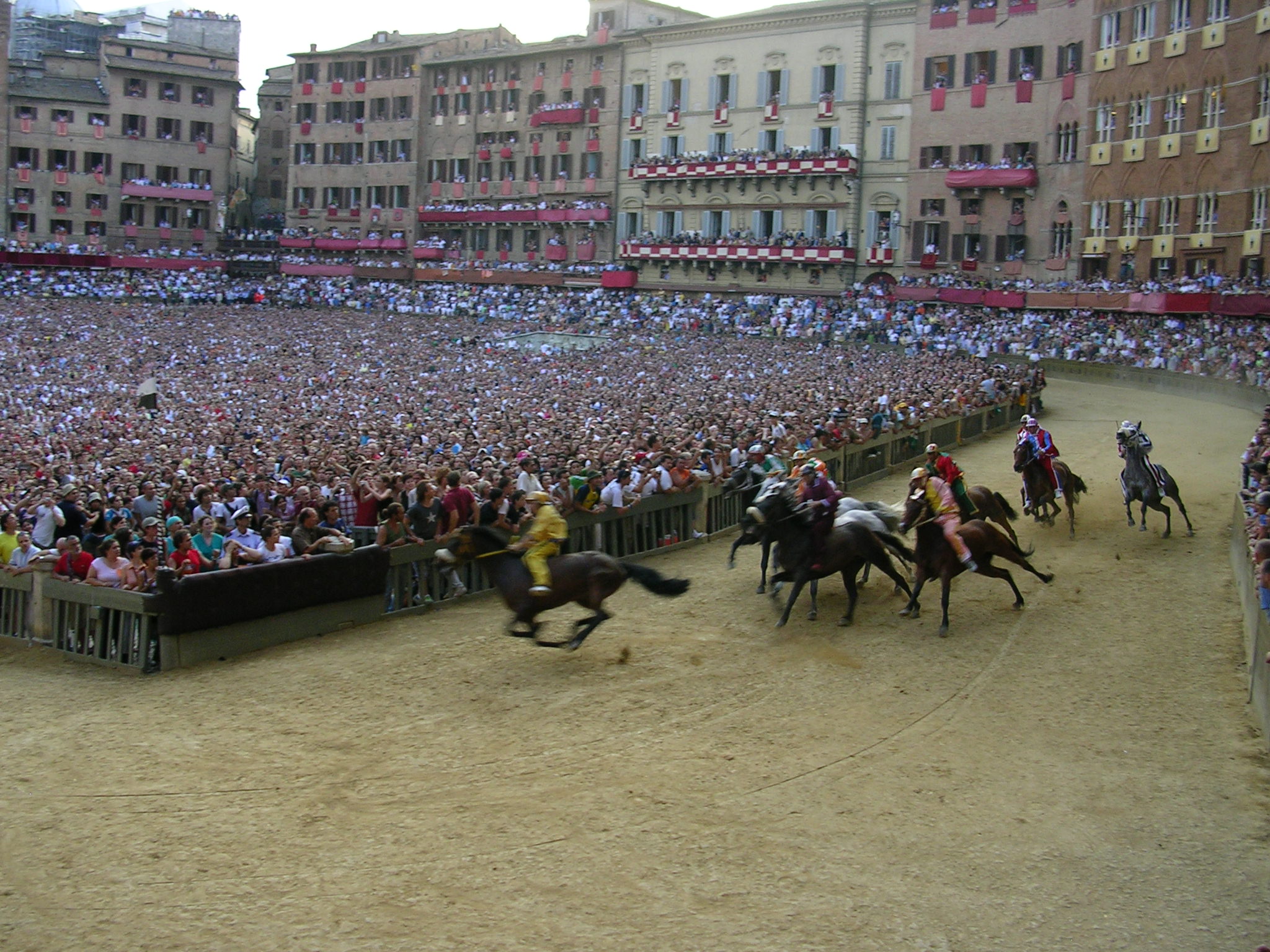 GIRL OF THE PALIO