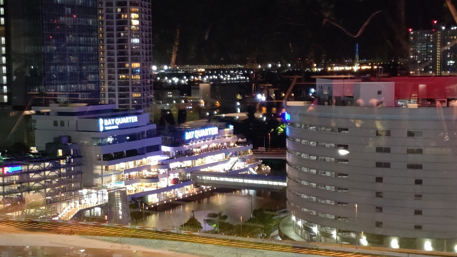 GHOST GIRL OF ROPPONGI 